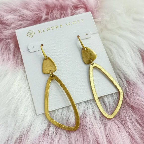 Kendra Scott Jewelry - Kendra Scott Vintage Gold Kira Drop Earrings